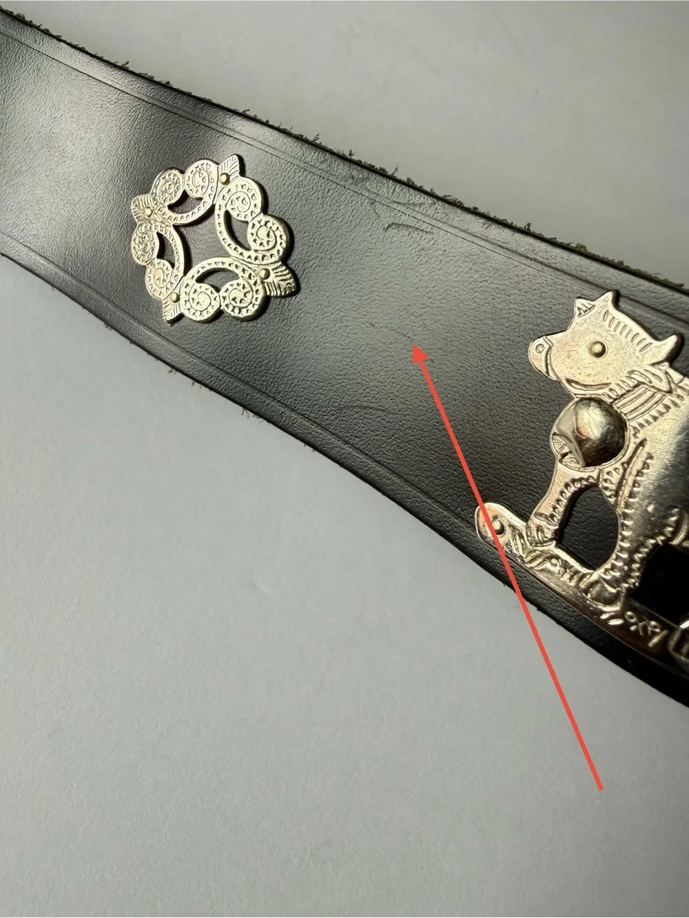 Vintage Etro Leather Belt Men 40-100-115  Made In Switzerland Animal Metal studs